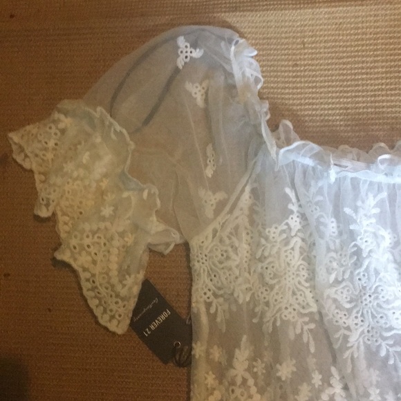 Forever 21 Lace Blouse - Picture 2 of 7